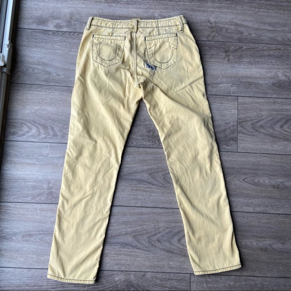 True Religion Jordan Destroyed Boyfriend Fit Pants - Picture 9 of 16